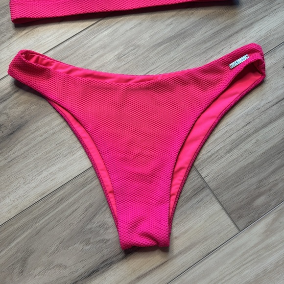 Zyia Fuchsia Maren Bikini - Picture 3 of 7